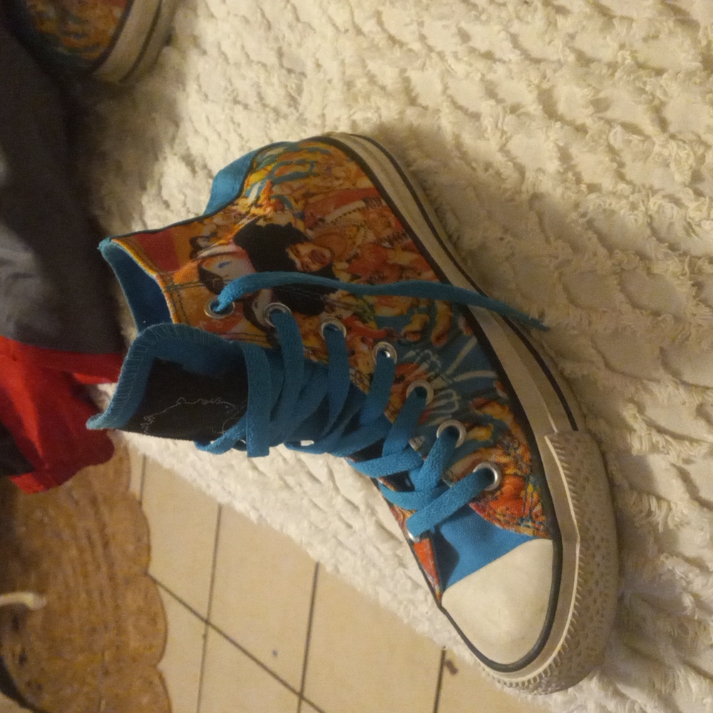 Chuck Taylor Jimmy hendrix converse.
